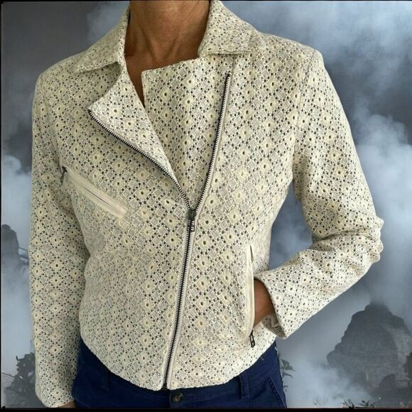 ANTHROPOLOGIE Dolan Left Coast Women’s Rossi Eyelet Moto Jacket in the Size M - Picture 5 of 16